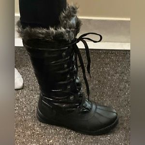 Like new Superfit Winter Boots size 7